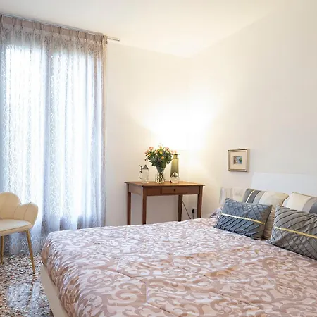 Apartment Stupendo Luxury Canal & Garden View *