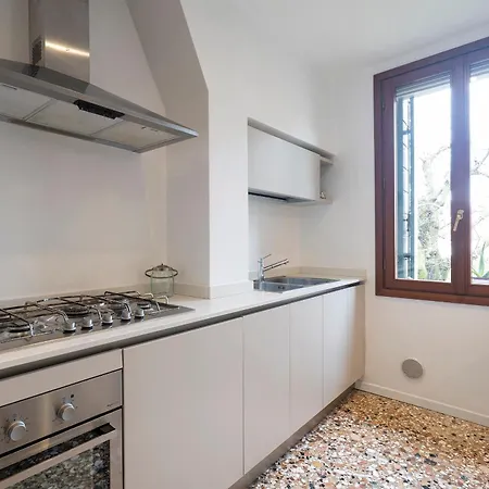 Apartment Stupendo Luxury Canal & Garden View Venice