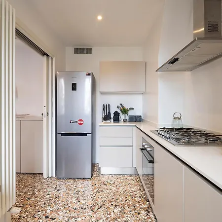 Apartment Stupendo Luxury Canal & Garden View Venice