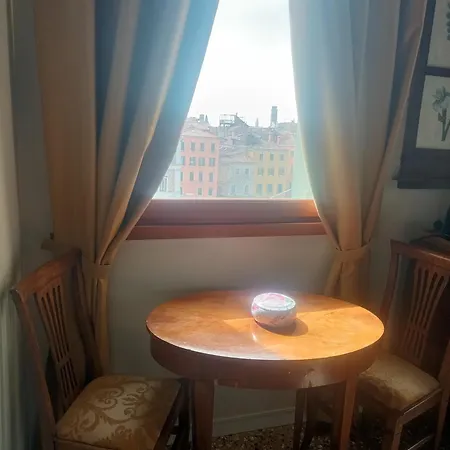 Ai Santi Apostoli Hotel 3*