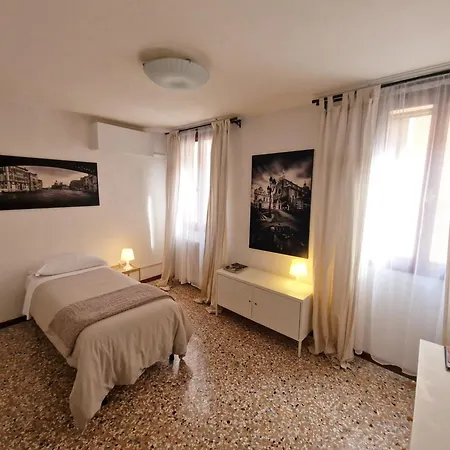Hostel Silk Road
