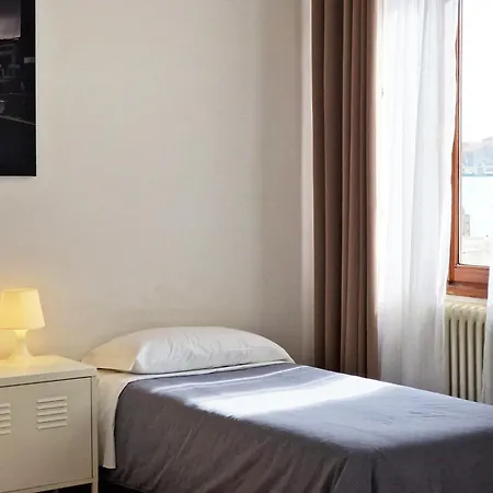 Hostel Silk Road *
