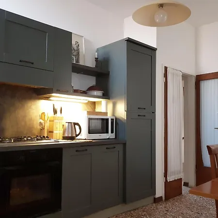 Silk Road Hostel Venice