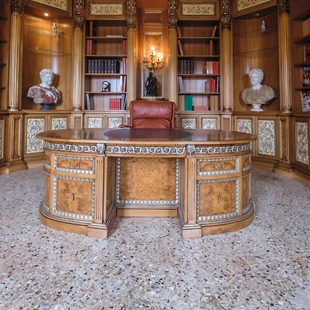 Palazzo Ca' Bernardo By Francesco Molon Guest house