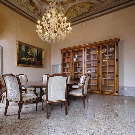 Pensjonat Palazzo Ca' Bernardo By Francesco Molon *