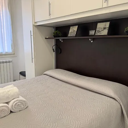 Celestia Canal View Apartment *
