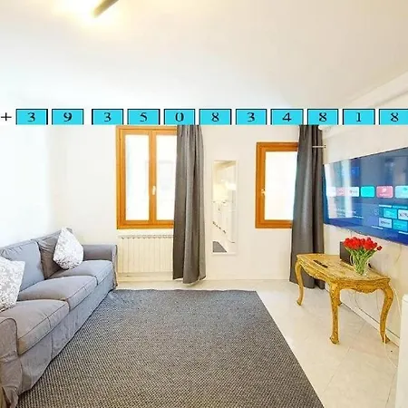 In ! On Whtsapp ! Check The Number From The Photos! Lovely Apartment Venice