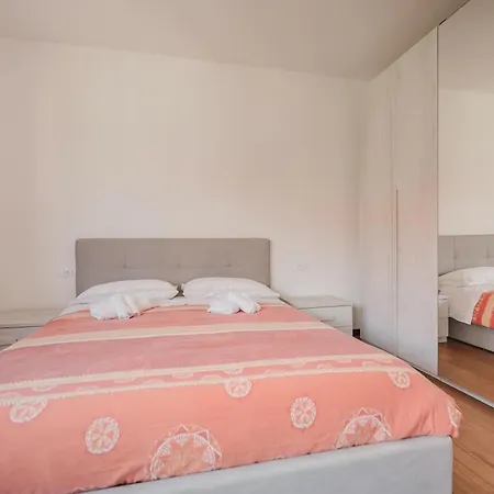 Apartment Attico Moderno E Accogliente A Venezia! Venice
