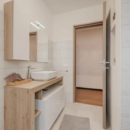 Apartment Attico Moderno E Accogliente A Venezia! *