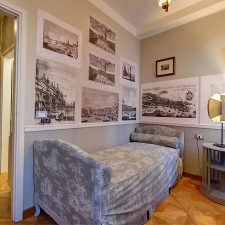 Campanile Canonica Design House Apartment Venice