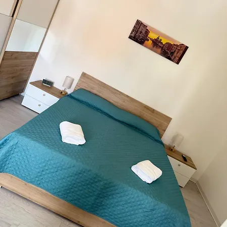 Apartment Casa Sofia With Parking 15 Minutes From