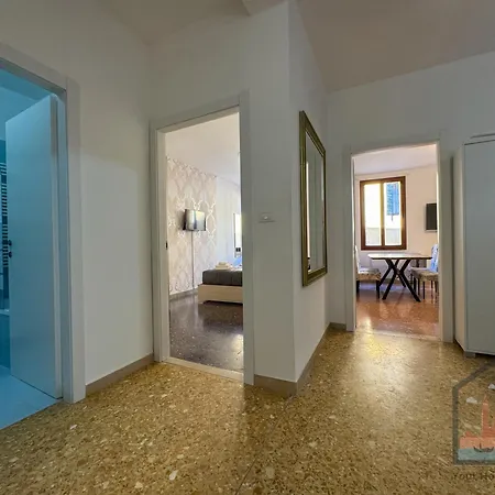 Apartment Accademia 10 Minutes From San Marco *
