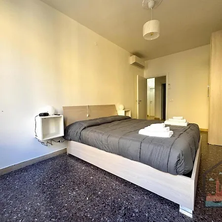 Accademia 10 Minutes From San Marco Apartment