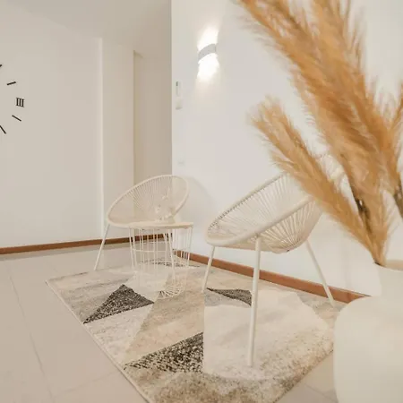 Unico 4 Moderno Per Famiglie Venice