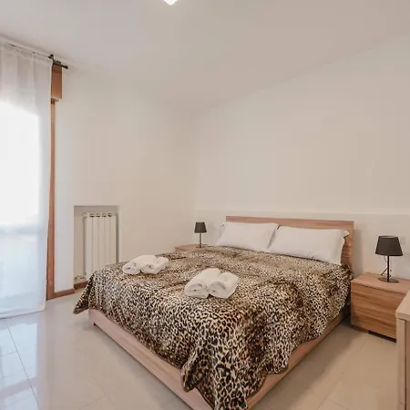 Unico 4 Moderno Per Famiglie * Venice