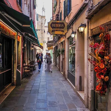 Residenza Santo Stefano Venice
