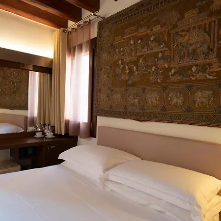 Ca' Dei Dogi 3* Venice