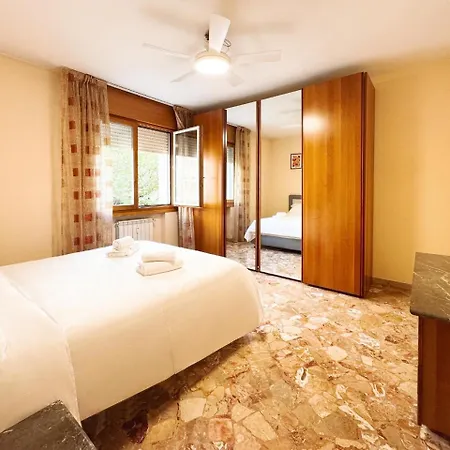 Deeproom Apt3 Venice