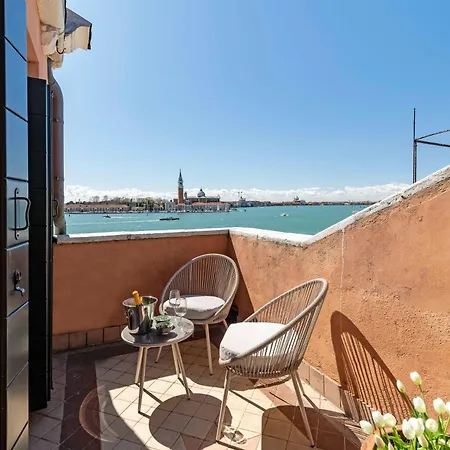 Apartment San Giorgio View With Terrace R&r Venice
