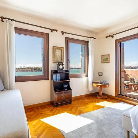 San Giorgio View With Terrace R&r * Venice