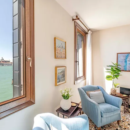 San Giorgio View With Terrace R&r Apartment *