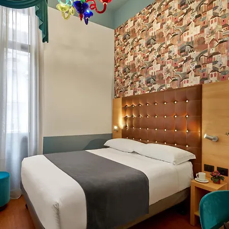 Hotel Unahotels Ala Venezia-adults 16