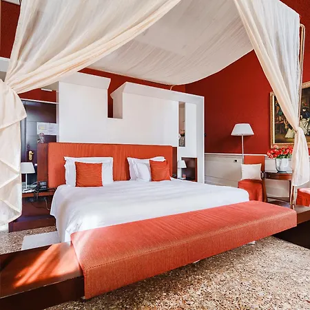 Hotel Ruzzini Palace