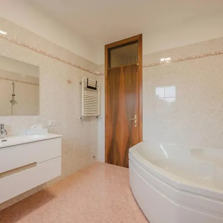Unico 3a Moderno A * Venice