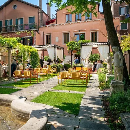 Excess Boutique & Private - Adults Only 5*