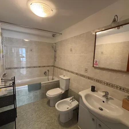 Ali Apartment
