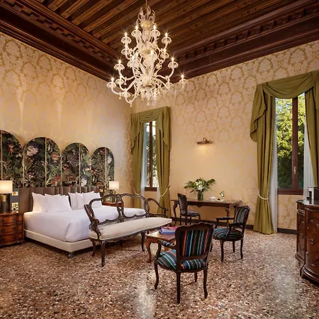 فندق Nh Collection Grand Palazzo Dei Dogi 5*