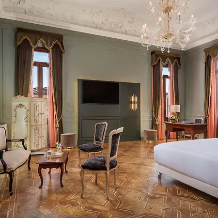 Nh Collection Grand Palazzo Dei Dogi Hotel