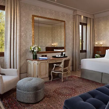 Nh Collection Grand Palazzo Dei Dogi Hotel 5*