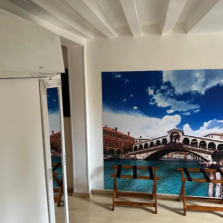Dimora Al Doge Beato Vista Canale Bed & Breakfast Venice