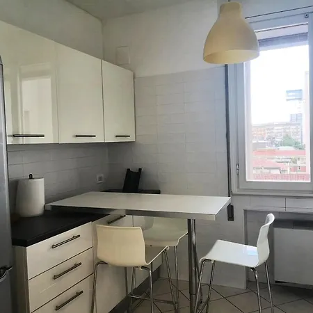 Apartment Quiet Station Flat 86sqm 100m To Bus Station 300m To Train Station Venice