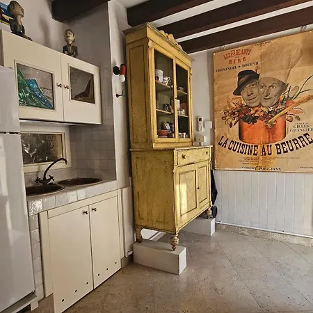 Casa Yellow Corner Burano Holiday home *