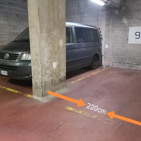 Quiet Station Flat 86sqm 100m To Bus Station 300m To Train Station Apartment