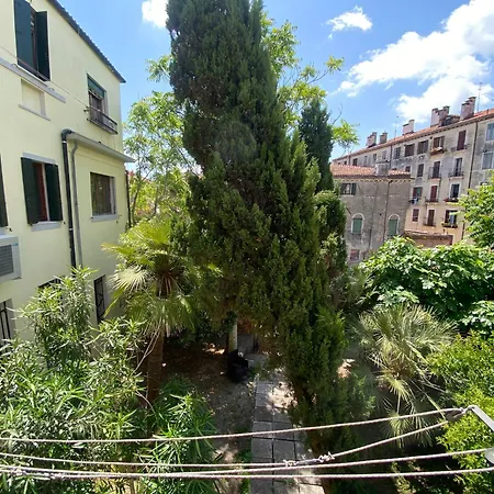 Apartment Margherita *