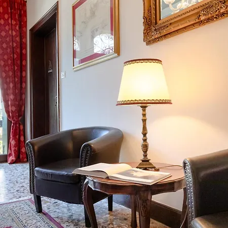 Ca' Santo Spirito Alojamento de Acomodação e Pequeno-almoço Veneza