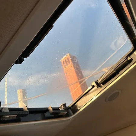 Båthotell The Boat Experience Galleggiante In Barca Venedig