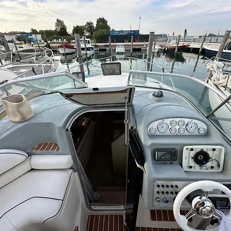 The Boat Experience Galleggiante In Barca 베니스