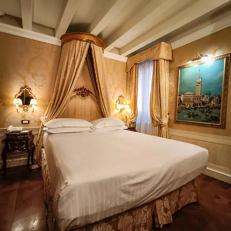Hotel Canal Grande 4*