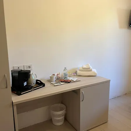 Casa Sulla Laguna Castello Guest house