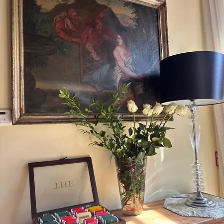 Luxury San Firmino Canal View Bed & Breakfast 2*