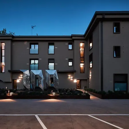 The School Venice, Boutique Loft Venezia