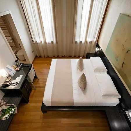 Ca' Pozzo 3* Venedik