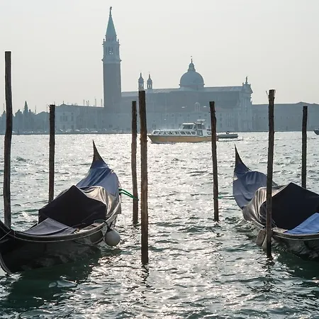 Giudecca Molino Stucky Apartment Venice