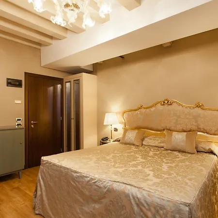 Al Ponte Mocenigo Hotel