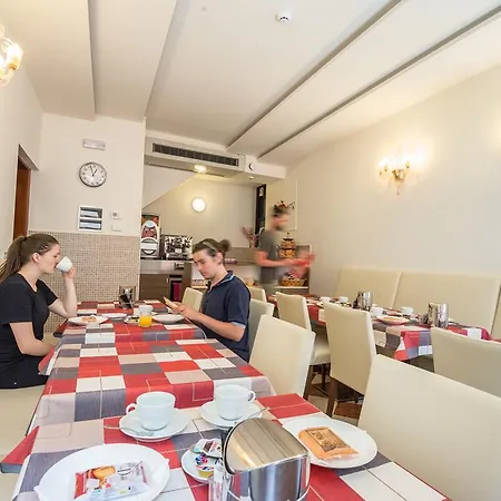 Il Moro Di מלון 2*