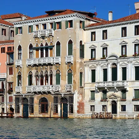 Palazzo Smith Valmarana
